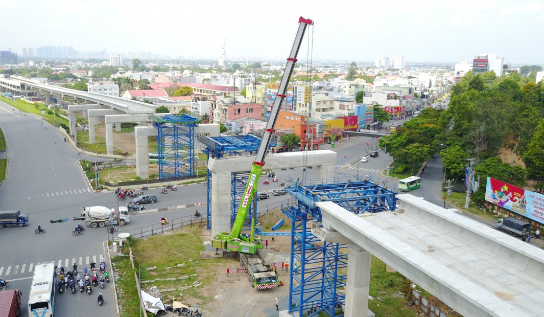 Lắp đặt công trình hạ tầng giao thông